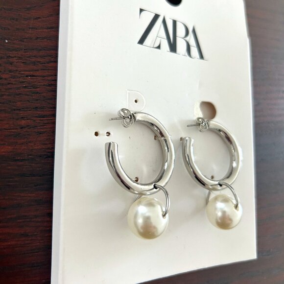 Zara Silver Pearl  Hoop Earrings NWT - Picture 3 of 3